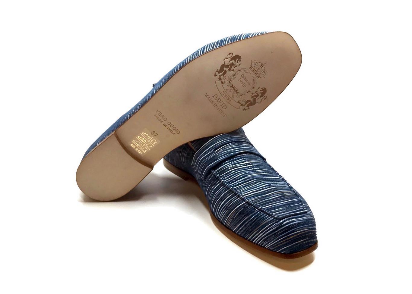 Loafers 'Tasca' in calfskin silkscreened Just Blue™