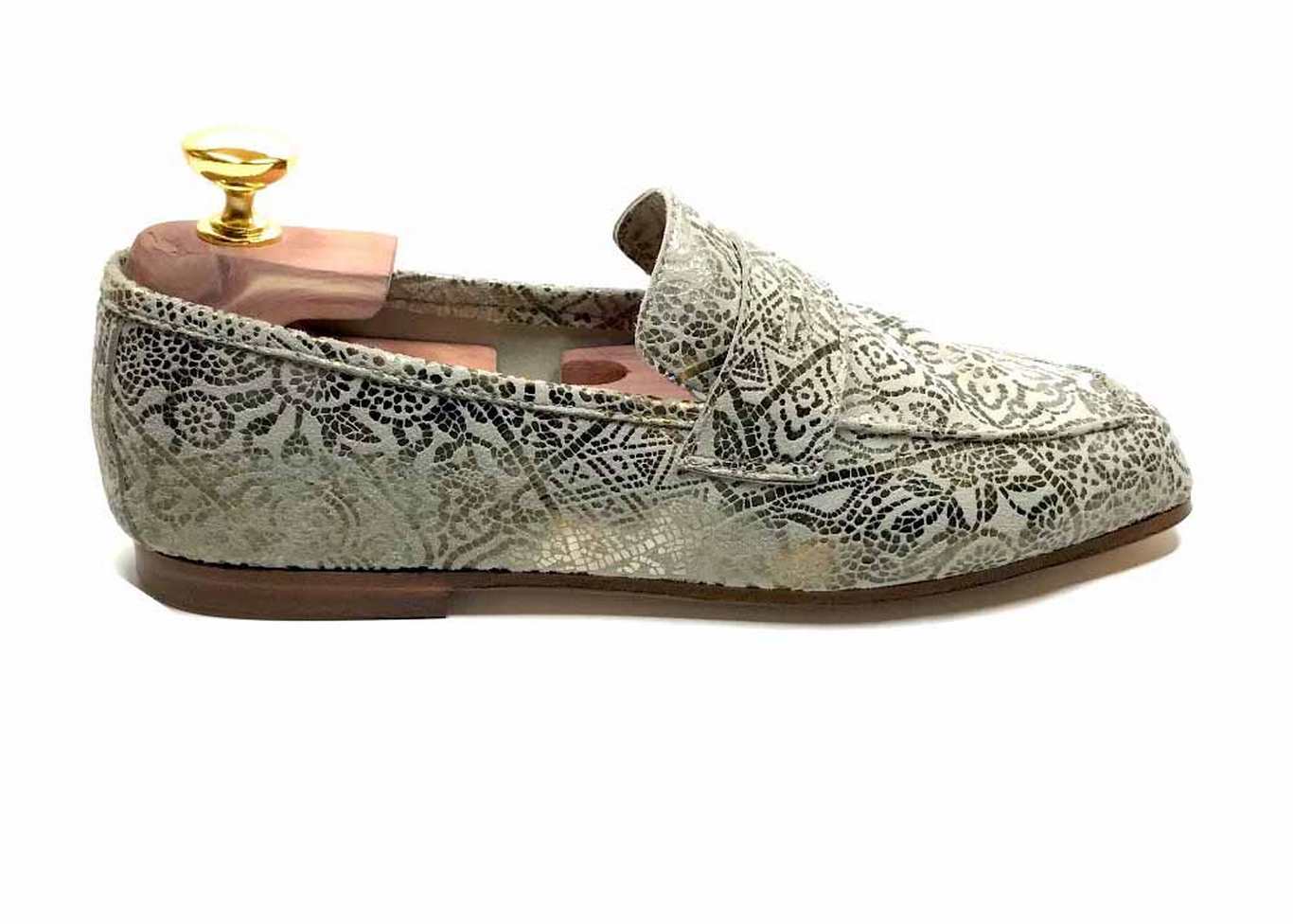 Loafers 'Tasca' in calfskin silkscreened Manor Sable™