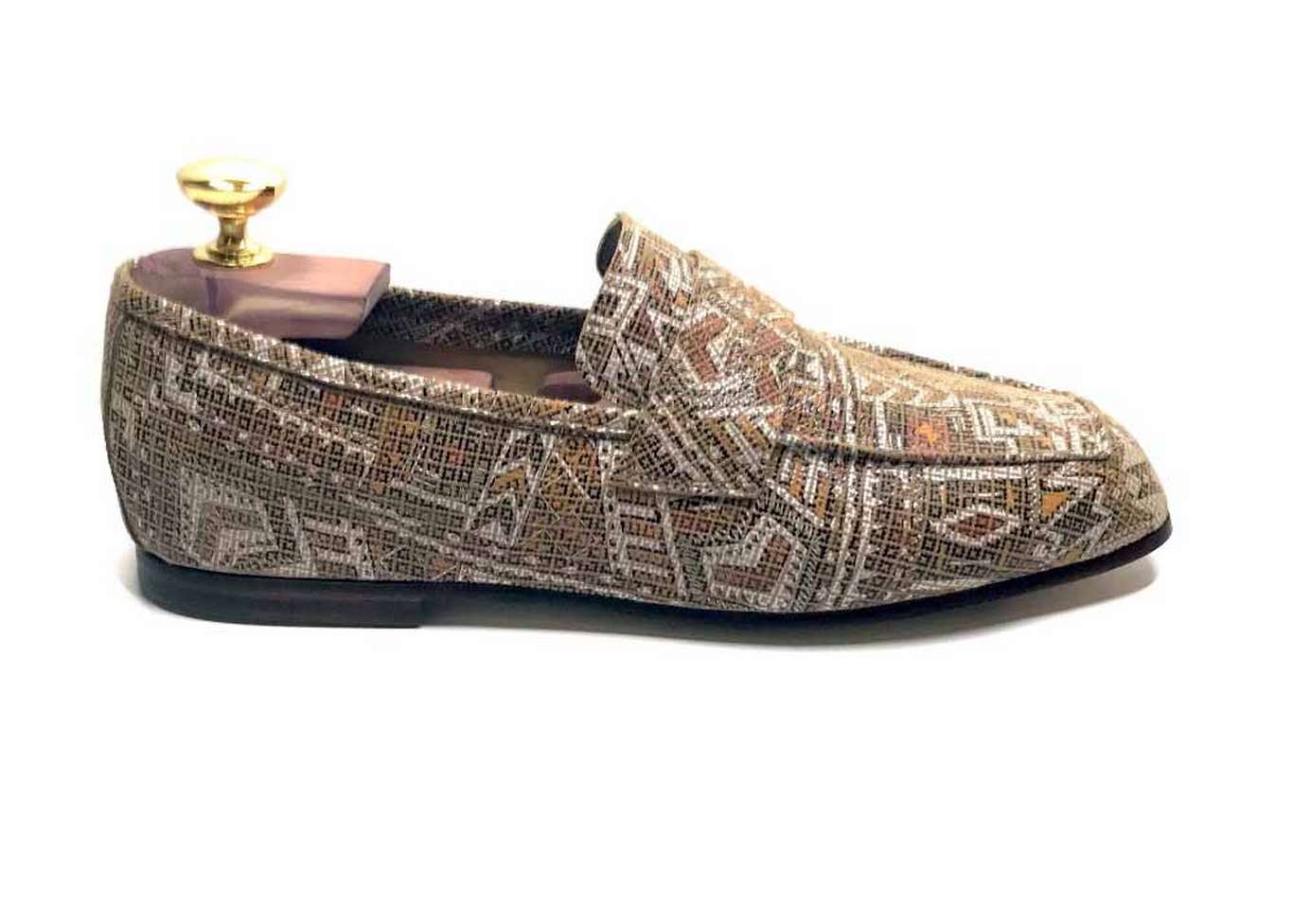 Loafers 'Tasca' in calfskin silkscreened Metis Camel™