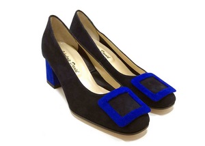 Décolleté Heel 5cm upper in navy Blue Suede, heel and buckle in electric Blue.