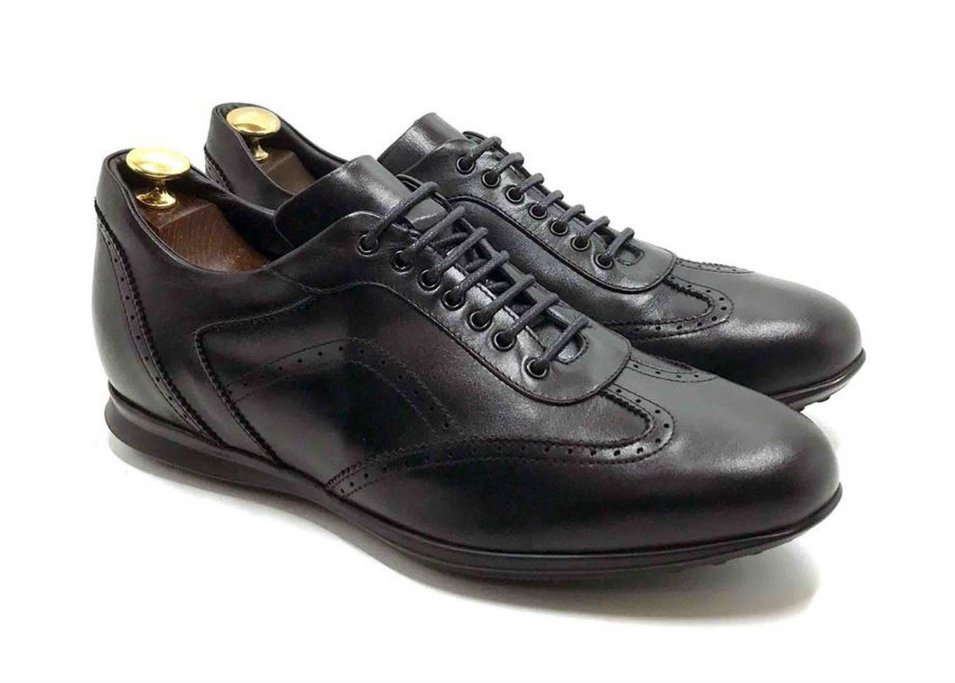 Smart Sneaker in Black calfskin with extractable innersole